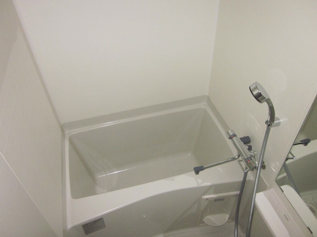 プレサンスジェネ千種内山の物件内観写真