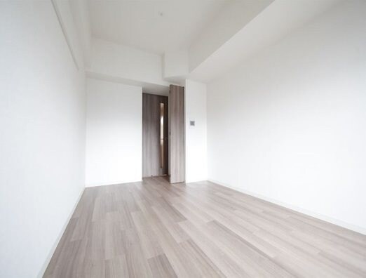 プレサンスジェネ千種内山の物件内観写真