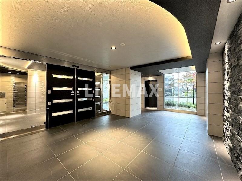 S-RESIDENCE六番町の物件外観写真