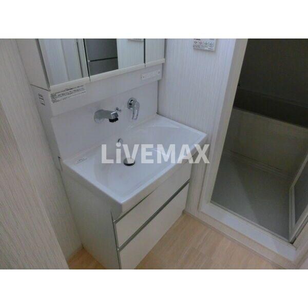 ブルースカイの物件内観写真