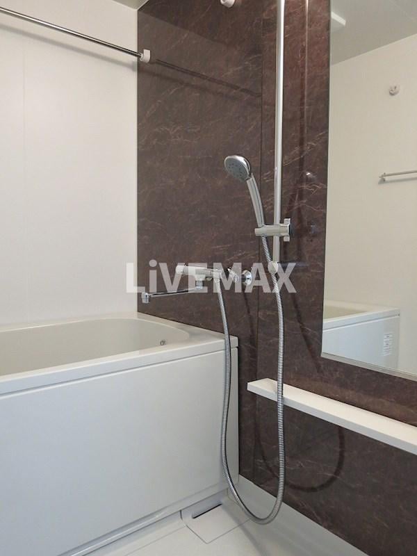 プレミアムコート新栄の物件内観写真