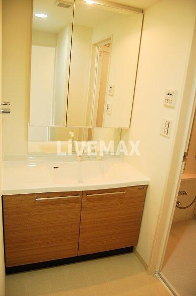 KDX泉レジデンスの物件内観写真