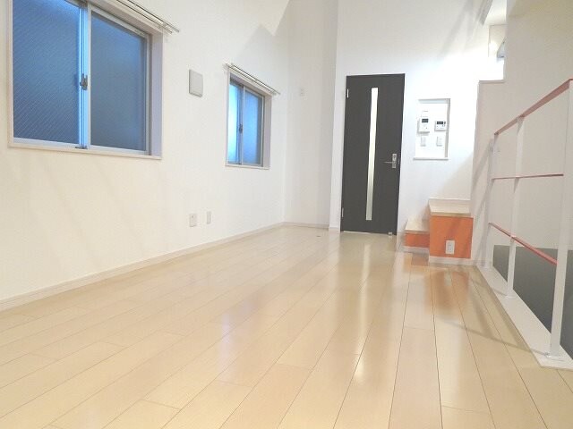 White Hills Eastの物件内観写真