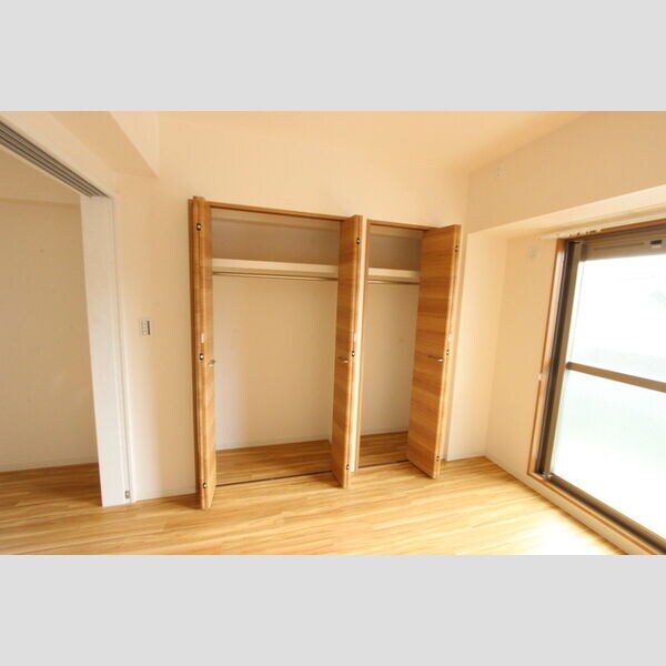 ラトレ白鳥の物件内観写真