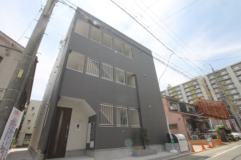 ジュネス稲葉地町の物件外観写真