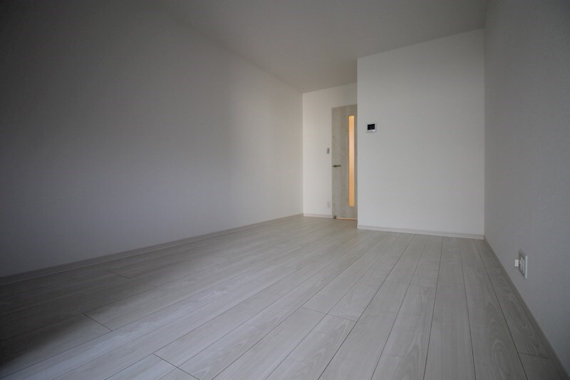 ジュネス稲葉地町の物件内観写真