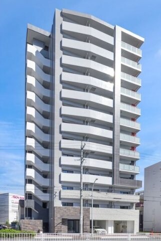 エステシア名駅の物件外観写真