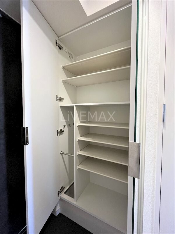 プレサンス新栄アーバンフローの物件内観写真