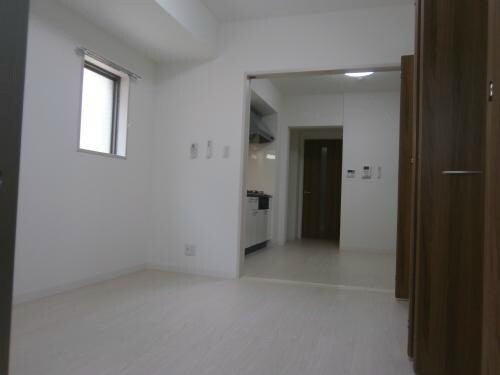 アイボリーの物件内観写真