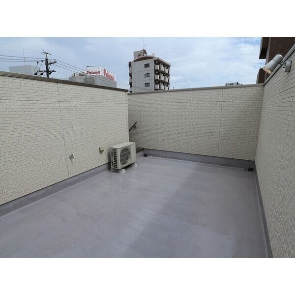 Grandtic Residence堀田の物件内観写真