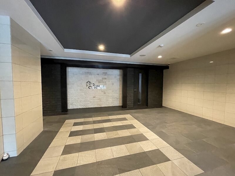 プレサンスNAGOYAファストの物件外観写真