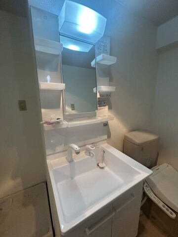 AMBER HOUSE Jinguの物件内観写真