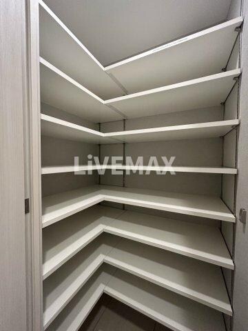 エステムプラザ名古屋UXの物件内観写真