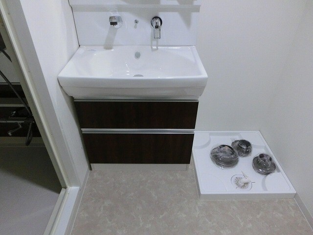 グランパークタワーの物件内観写真