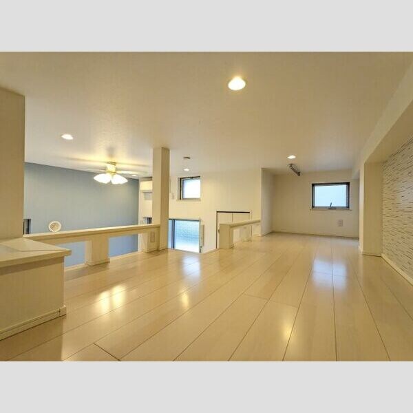 ハーモニーテラス松園の物件内観写真