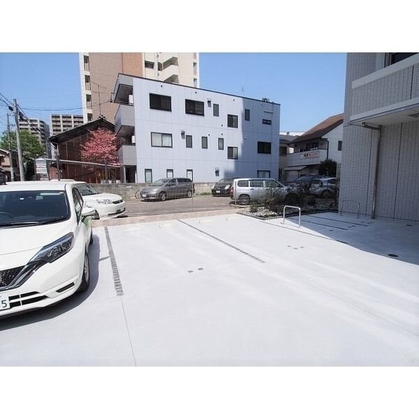 アビタシオン内山の物件外観写真