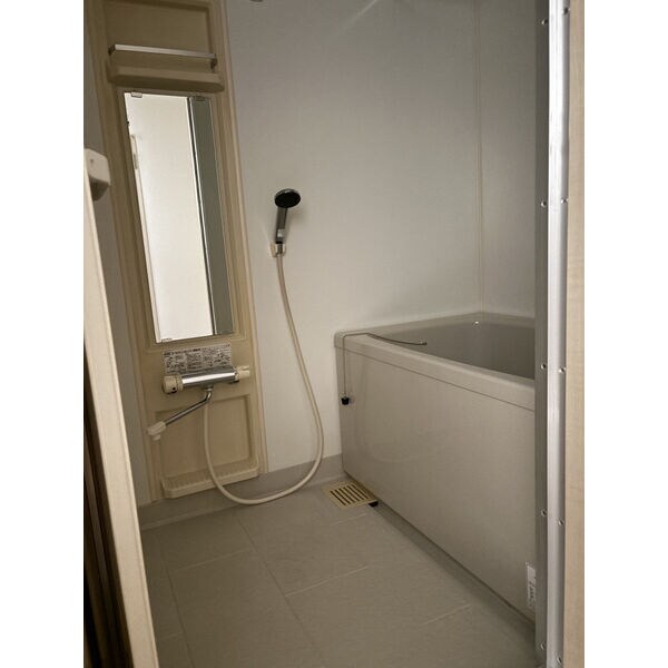 フォレシティ新栄の物件内観写真