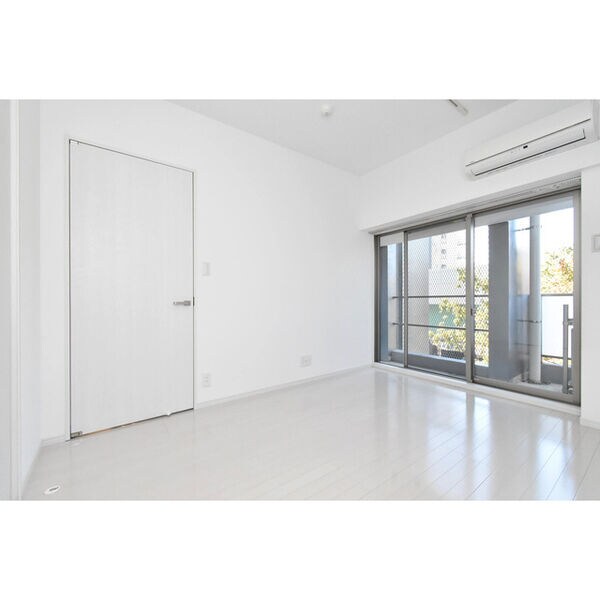 ファーストレジデンス栄の物件内観写真