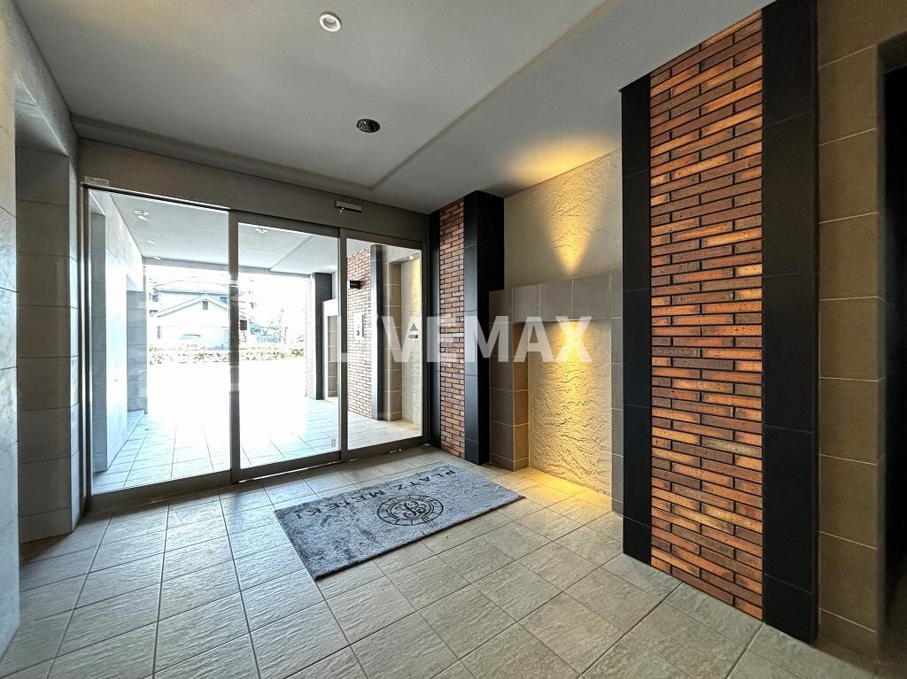 プラッツ名駅の物件外観写真