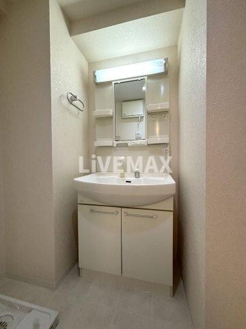 グリーンコート亀島の物件内観写真