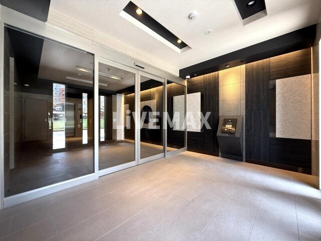 SOLメイクス新栄の物件外観写真