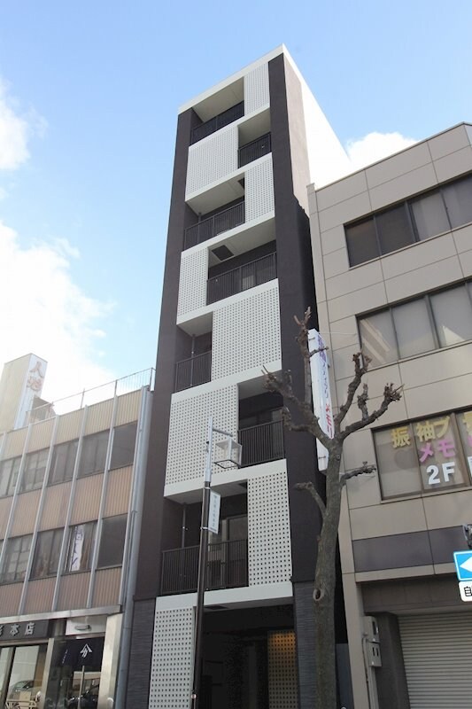 パークレジデンス丸の内駅前の物件外観写真