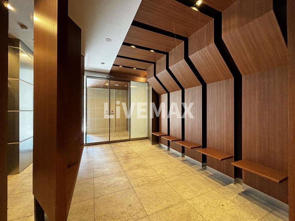 エスペランサ上前津の物件外観写真