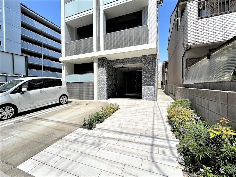 本陣駅 徒歩4分 1階の物件外観写真