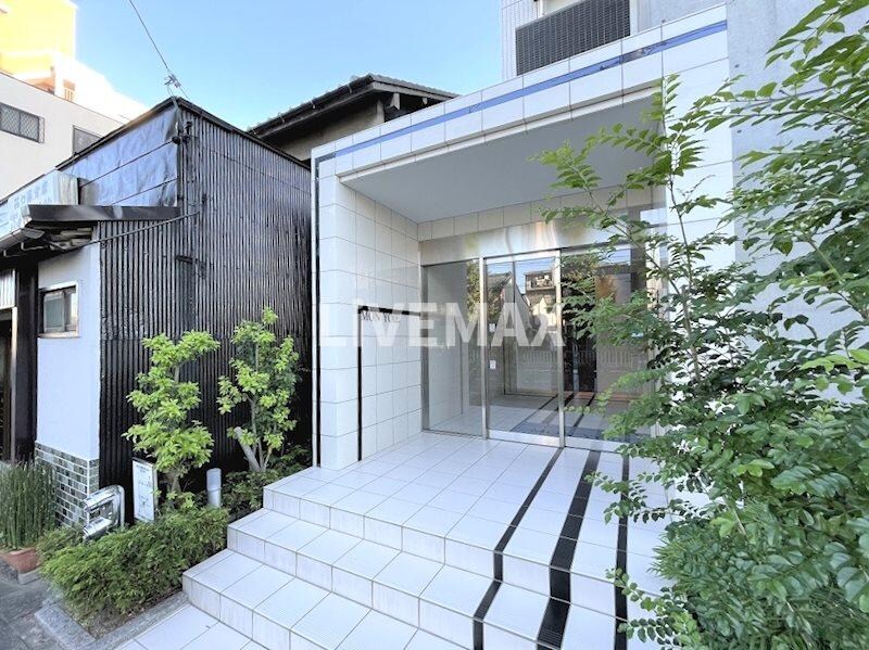 モンヨイーエの物件外観写真