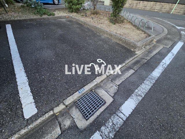 高畑駅 徒歩13分 1階の物件外観写真