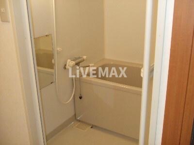 Casone asso(カゾーネ アッソ)の物件内観写真