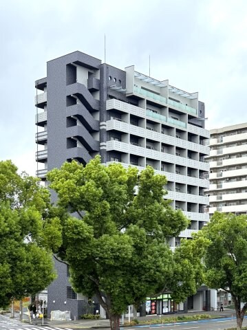 BPRレジデンス金山の物件外観写真