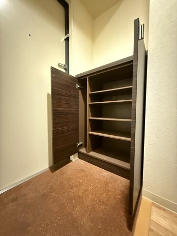 BPRレジデンス金山の物件内観写真