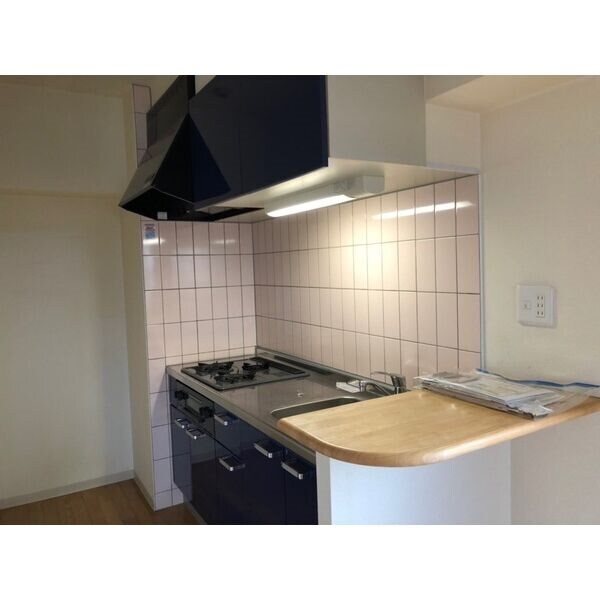 クイーンズ・スクエアの物件内観写真