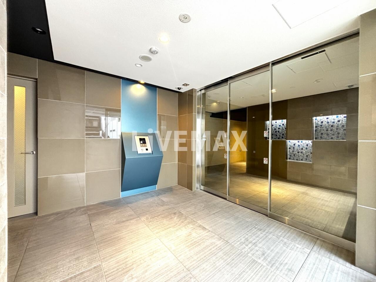 グランドゥール名駅西(旧ルネフラッツ名駅西)の物件外観写真