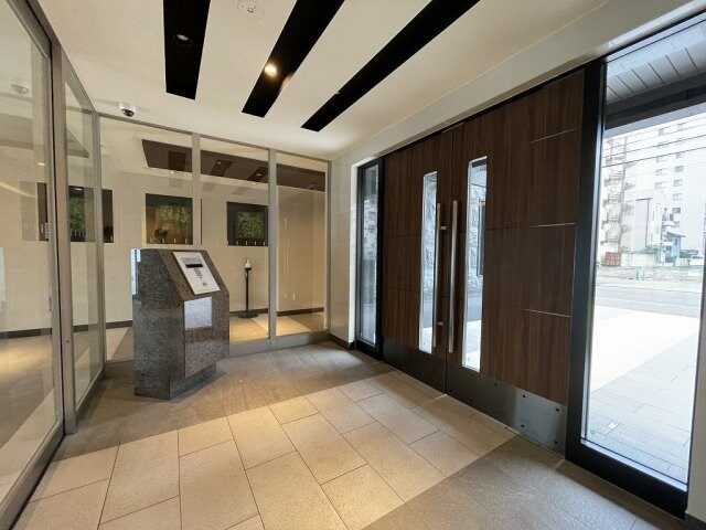 プレサンス上前津プレスの物件外観写真