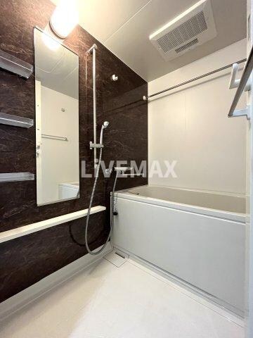 エスカルコートの物件内観写真