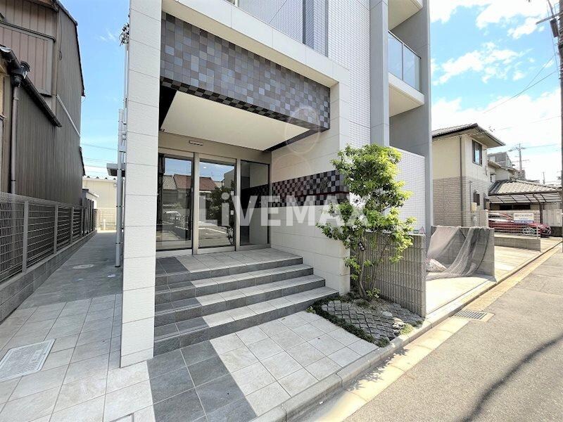 グランフルールの物件外観写真