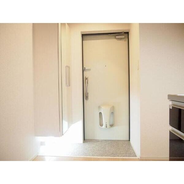 ノイグランツDの物件内観写真