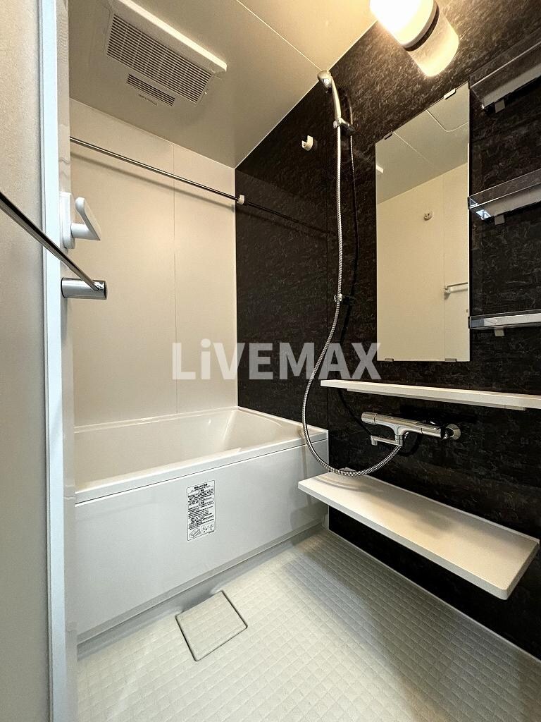 ロータス・ガーデン城南の物件内観写真