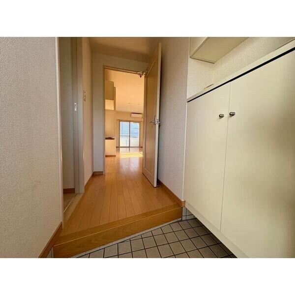 洲山サンヒルズの物件内観写真