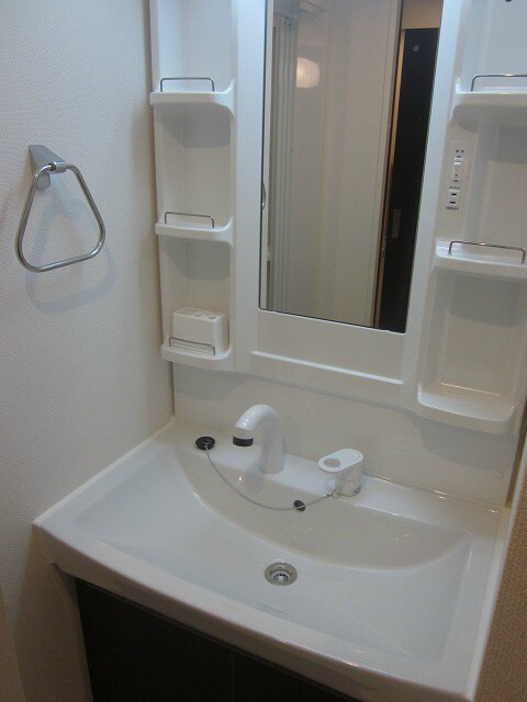 国際センター駅 徒歩9分 1階の物件内観写真