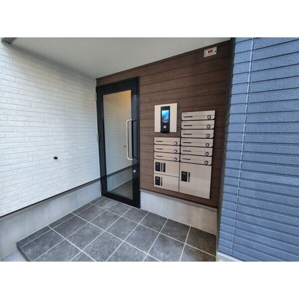 Coco Cat 岩塚の物件外観写真