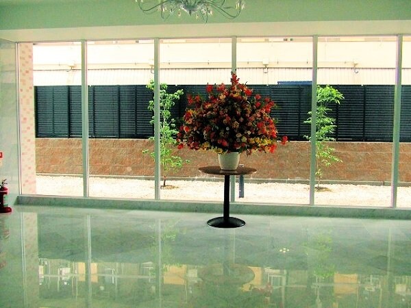 国際センター駅 徒歩4分 8階の物件外観写真