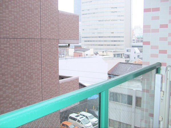 国際センター駅 徒歩4分 8階の物件内観写真