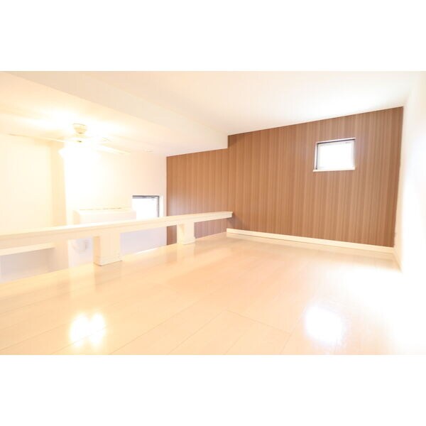 Residence Kamimaezuの物件内観写真