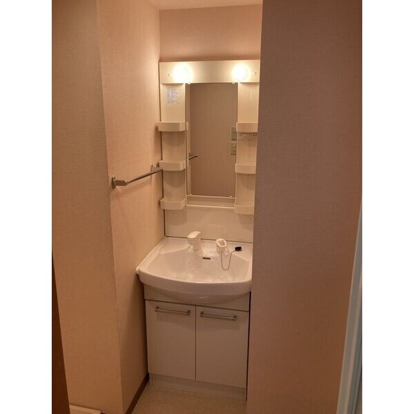 レジデンス悠海（吹上）の物件内観写真