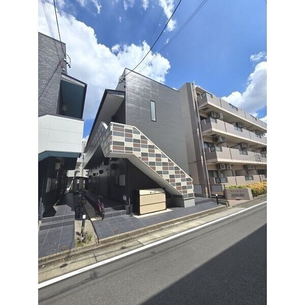 六番町駅 徒歩3分 1階の物件外観写真