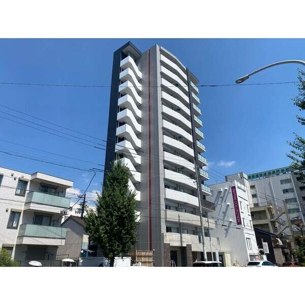 エステシア名駅の物件外観写真