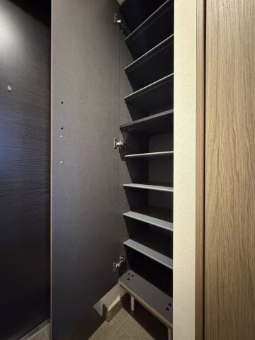 エステシア名駅の物件内観写真